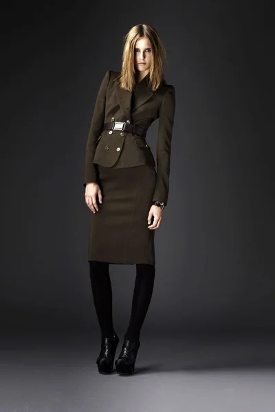 Look 10